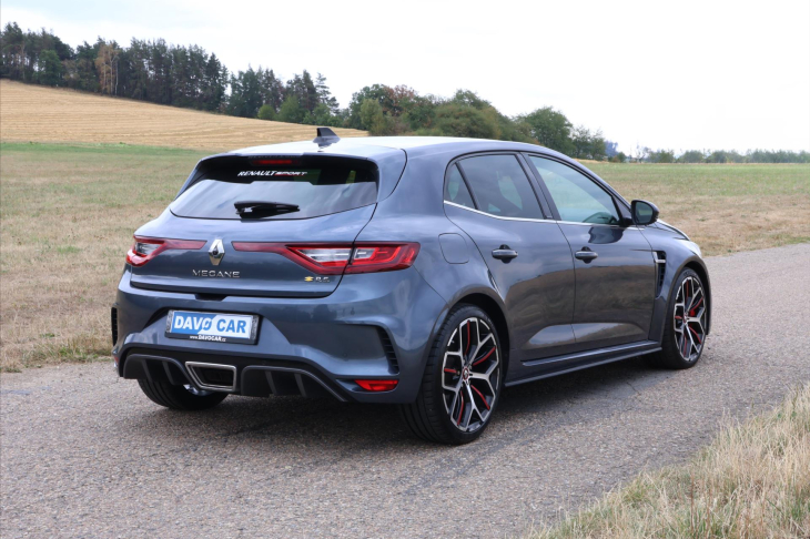 Renault Mégane 1,8 RS 300 Trophy Aut. CZ