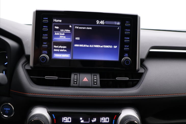 Toyota RAV4 2,5 Hybrid 131kW Adventure 4WD CZ