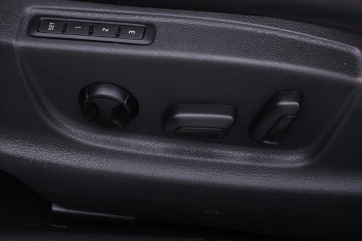 Škoda Octavia 2,0 TDI 135kW DSG RS Challange