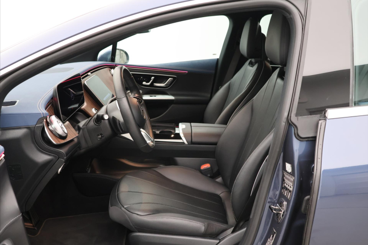 Mercedes-Benz EQE 300 180kW ZÁRUKA