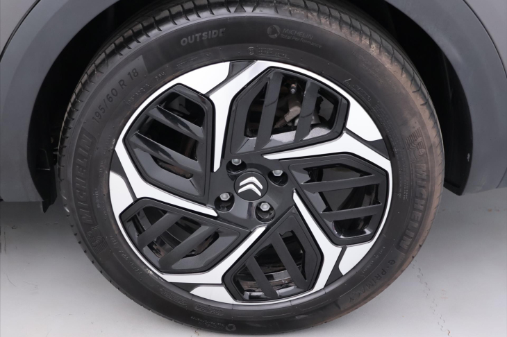 Citroën C4 X 1,2 PT 96kW CZ 1 Maj. Shine