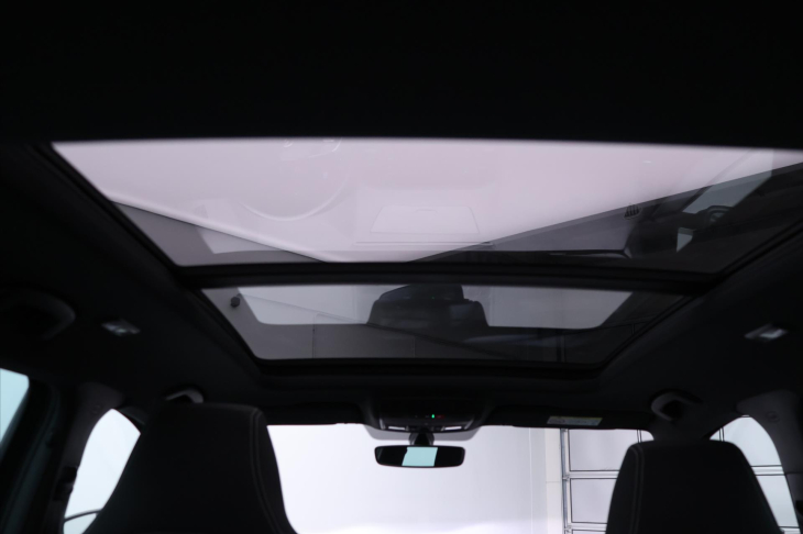 Škoda Karoq 2,0 TSI DSG Sportline 4x4 Pan