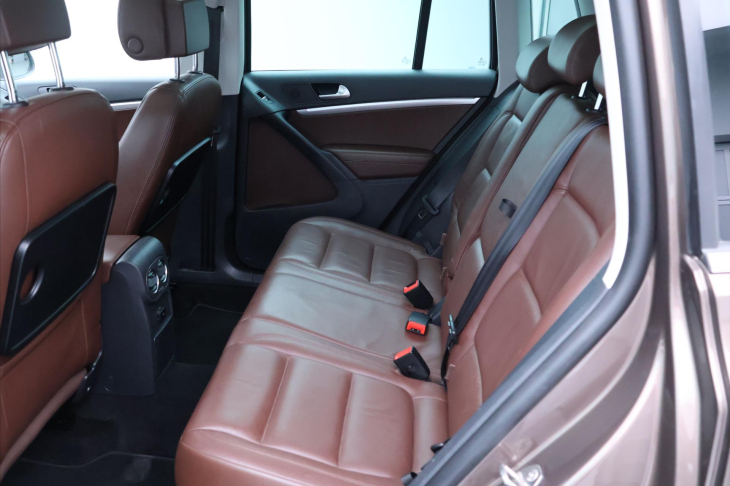 Volkswagen Tiguan 2,0 TSI DSG 4x4 Sport&Style