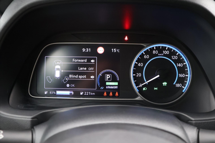 Nissan Leaf 110kW ACENTA 40kWh CZ