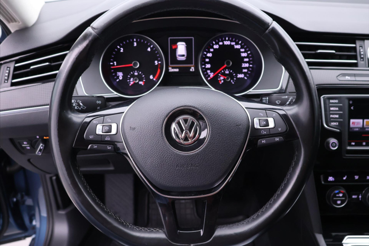 Volkswagen Passat 2,0 TDI 110kW Highline LED CZ