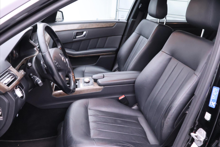 Mercedes-Benz Třídy E 3,0 350CDI 170kW Automat Navi