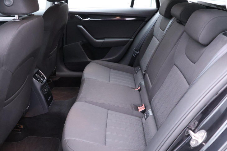 Škoda Octavia 2,0 TDI 110kW DSG CZ 1.Maj.