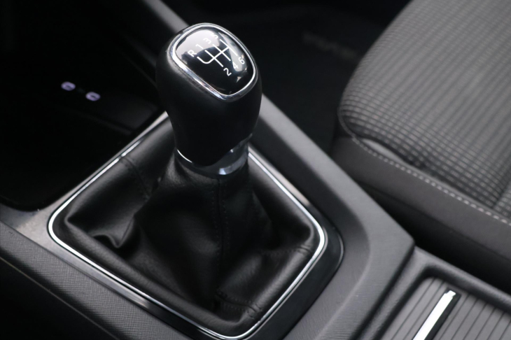 Škoda Octavia 2,0 TDI 85kW Ambition CZ DPH