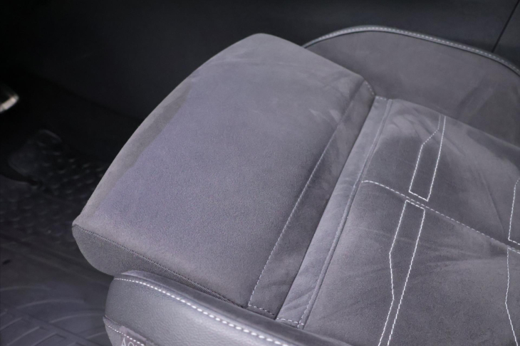 Opel Astra 1,2 96 kW Ultimate ST CZ TZ