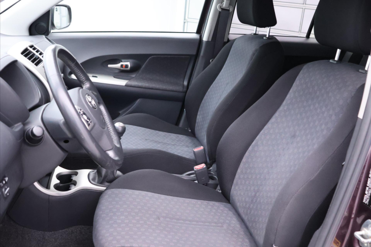 Toyota Urban Cruiser 1,4 D-4D AWD Aut.Klima Tažné