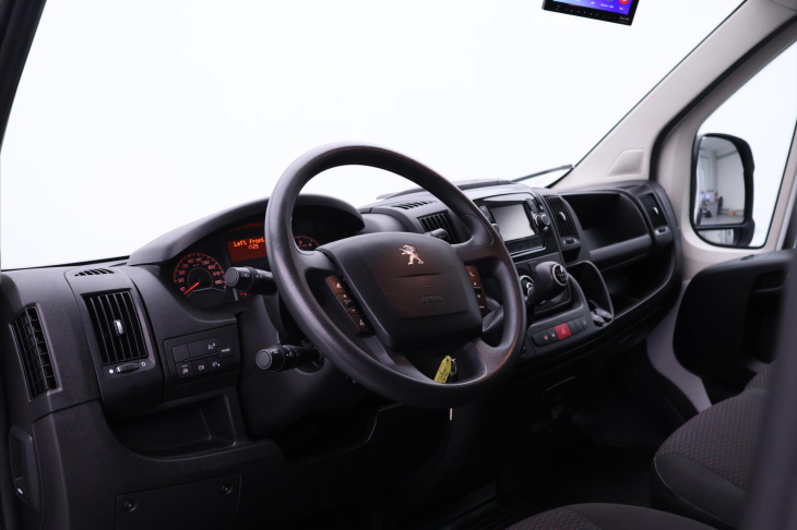 Peugeot Boxer 2,2 HDI 121KW L4H2 CZ DPH
