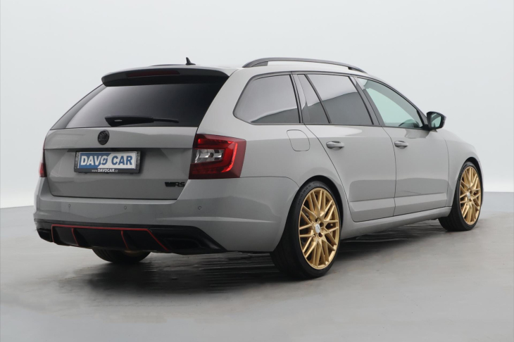 Škoda Octavia 2,0 TDI 135kW LED Navigace RS