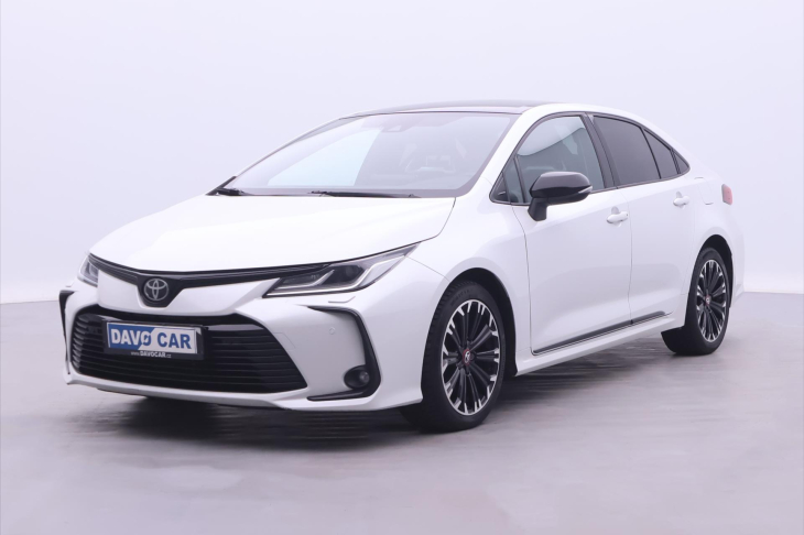 Toyota Corolla 1,8 Hybrid e-CVT 1.Maj DPH GR