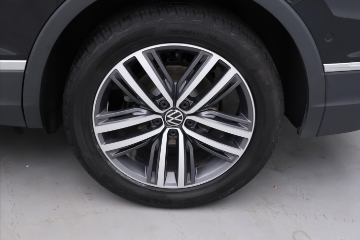 Volkswagen Tiguan Allspace 2,0 TDI DSG 4M CZ Elegance DPH