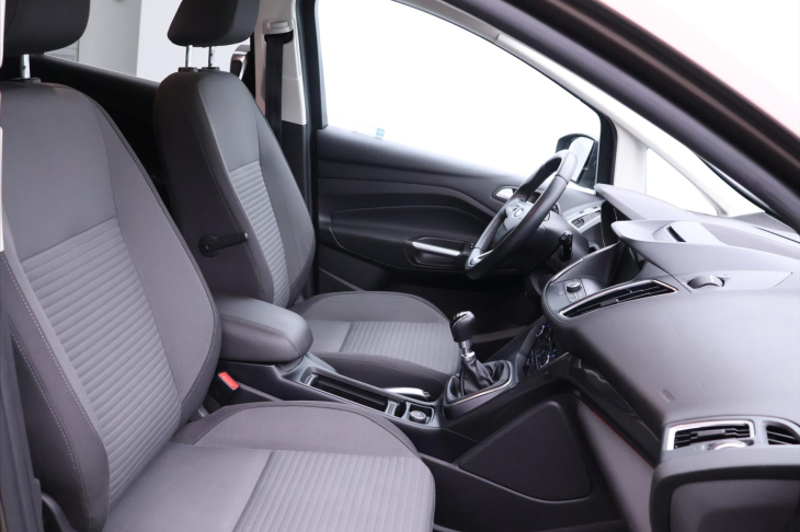 Ford Grand C-MAX 1,5 Ecoboost 110kW Titanium CZ