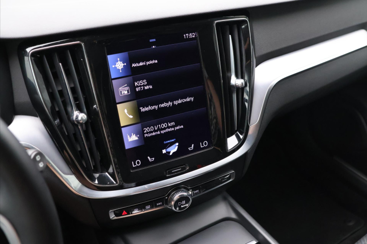 Volvo V60 2,0 B4 AWD Cross Country DPH