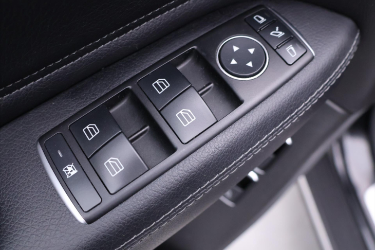 Mercedes-Benz GLE 3,0 350d 190kW 4MATIC CZ