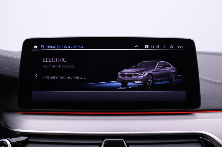 BMW Řada 5 2,0 530e xDrive Automat CZ DPH
