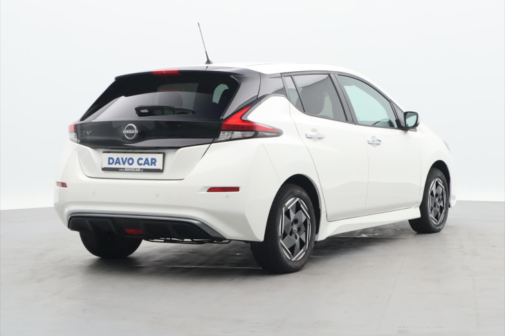 Nissan Leaf 110kW ACENTA 40kWh CZ