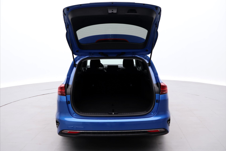 Kia Ceed 1,5 118 kW T-GDI CZ Zaruka LED