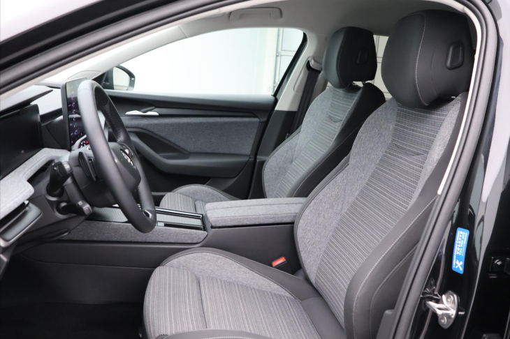 Škoda Superb 2,0 TSI 110KW SELECTION DPH