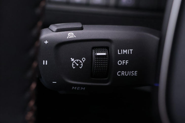 Peugeot 3008 1,6 PureTech 133kW Automat GT