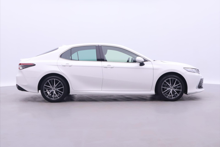 Toyota Camry 2,5 HB Executive CVT CZ DPH