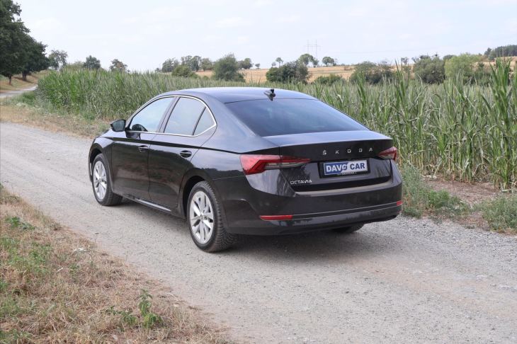 Škoda Octavia 2,0 TDI 110kW Style DSG DPH CZ