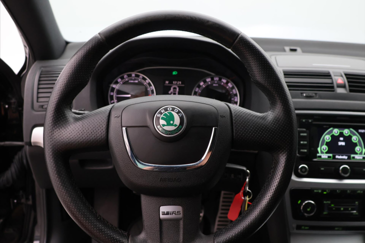 Škoda Octavia 2,0 TDI RS 125kW Xenon