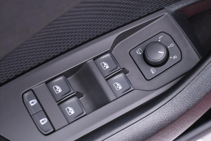 Škoda Octavia 2,0 TSI RS DSG 1.Maj CZ DPH