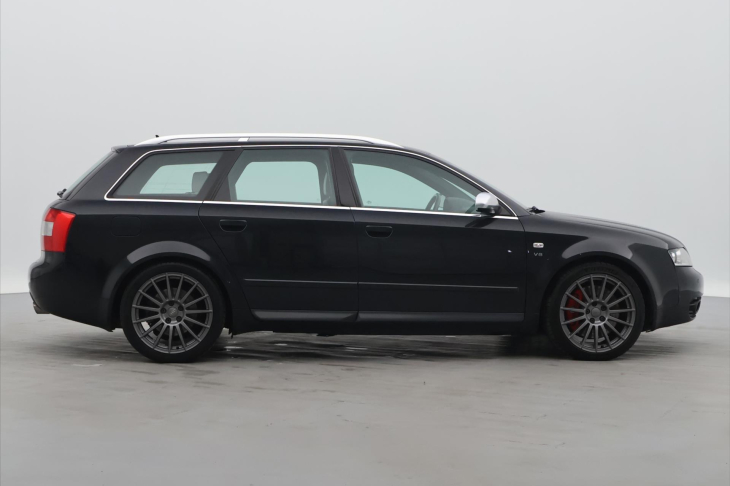 Audi S4 4,2 V8 253kW Quattro Recaro