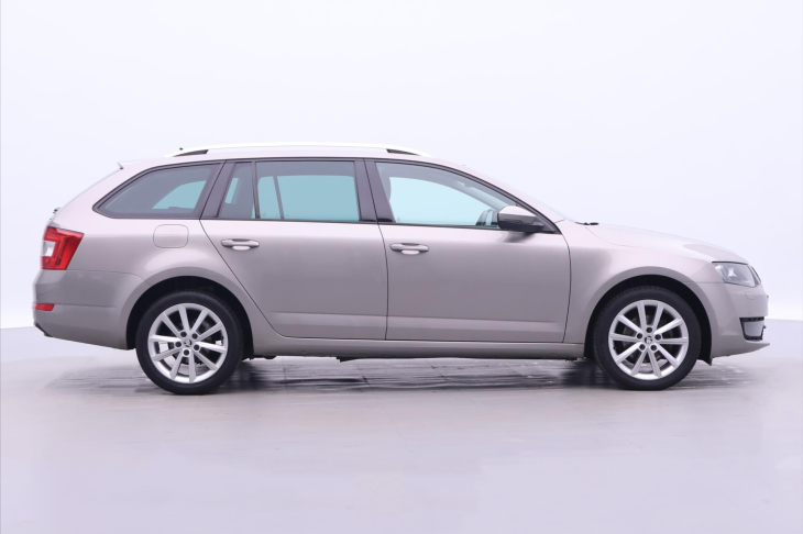 Škoda Octavia 1,4 TSI 110kW Style Xenon 1Maj