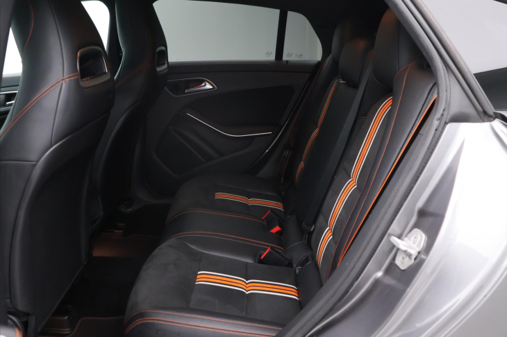 Mercedes-Benz CLA 2,1 220d Aut. 130kW AMG Line