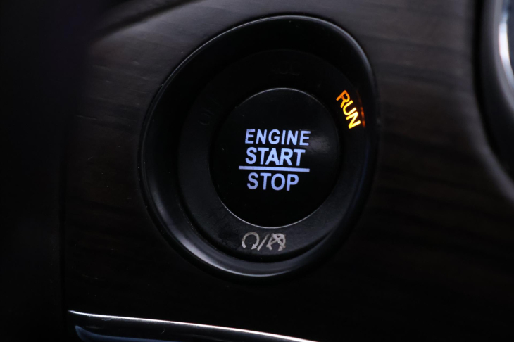 Jeep Grand Cherokee 3,0 184kW Overland 4WD CZ