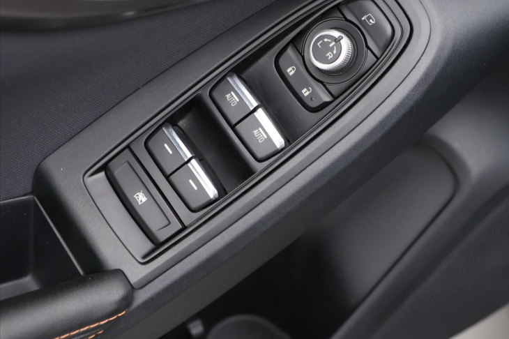 Subaru XV 2,0 i 115kW CVT Comfort 1.Maj