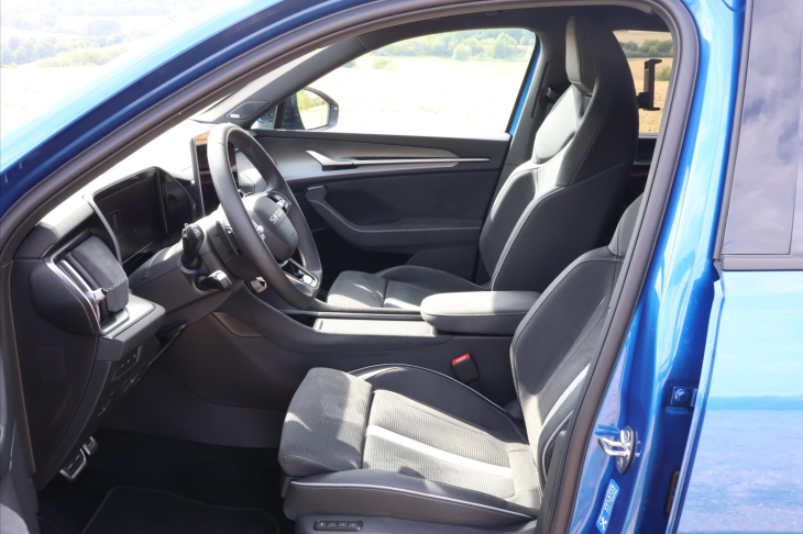 Škoda Kodiaq 2,0 TDI DSG 4x4 Sportline 7-Míst
