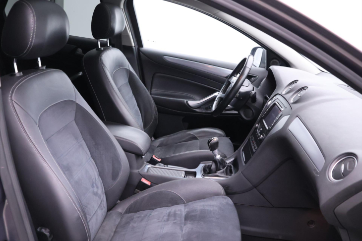 Ford Mondeo 2,0 TDCi 120kW Titanium Navi