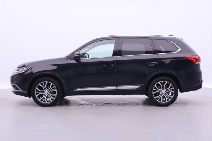Mitsubishi Outlander 2,3 DI-D 110kW 4WD CZ Instyle