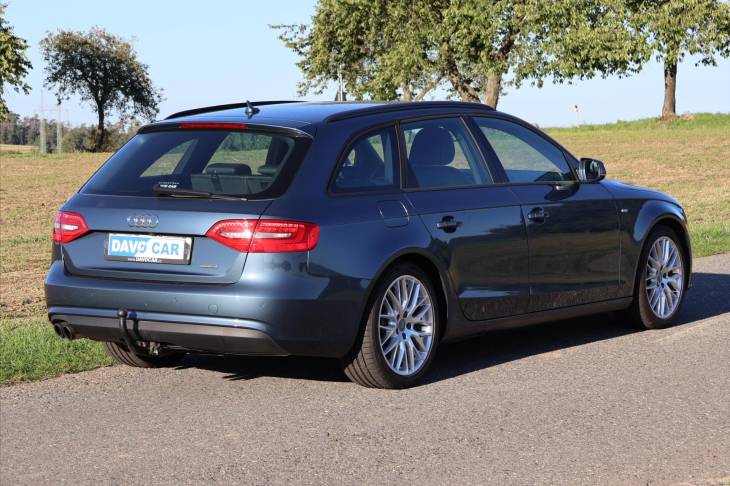Audi A4 2,0 TDI 130kW Quattro S line