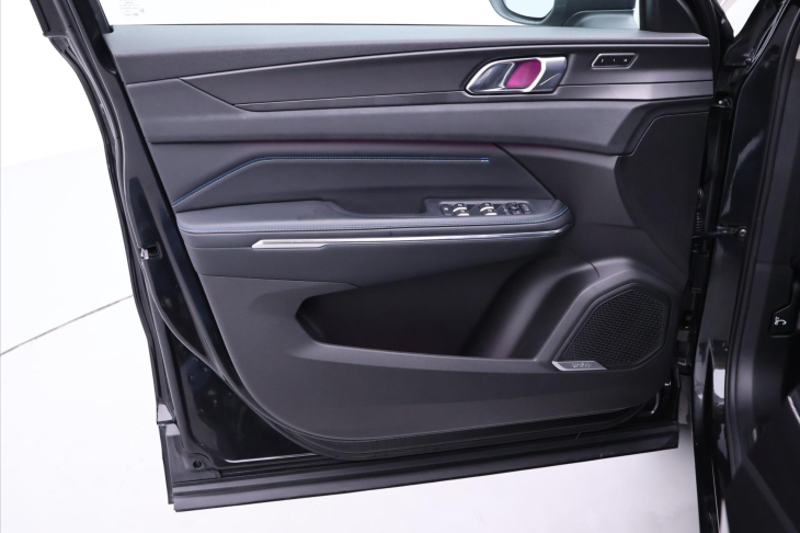 Lynk & Co 01 1,5 PHEV 132kW Aut.