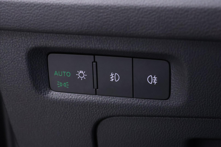 Škoda Octavia 2,0 TSI RS 180kW DSG CZ