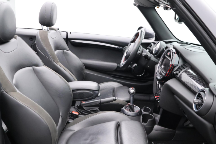 Mini Cooper 2,0 i JCW 206kW Cabrio Manual