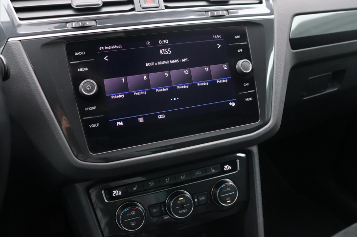 Volkswagen Tiguan 2,0 TDI Highline 4x4 DSG DPH
