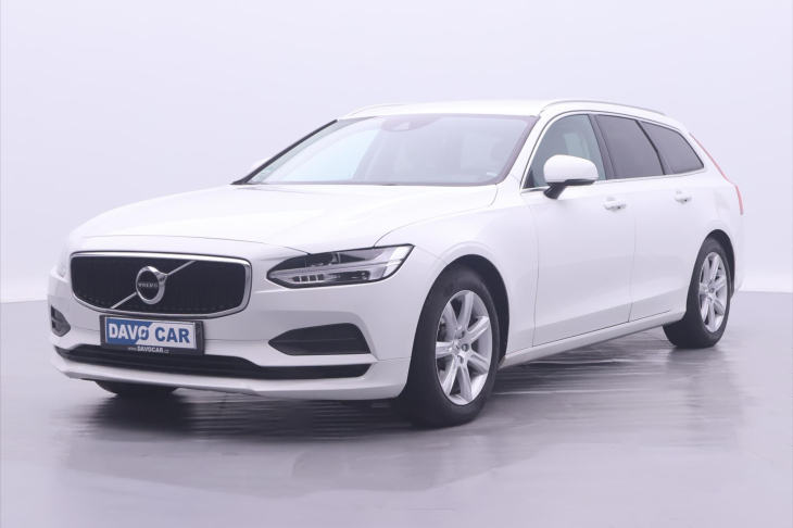 Volvo V90 2,0 D4 AWD Aut CZ Momentum DPH