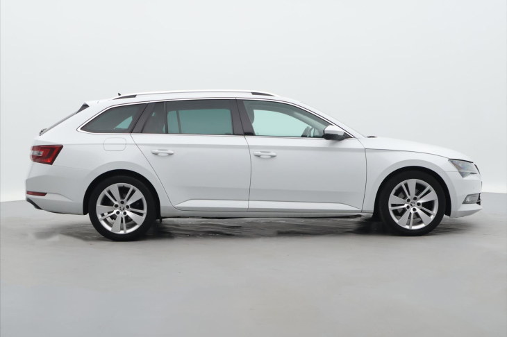 Škoda Superb 2.0 TDI DSG CZ Style Plus Kůže