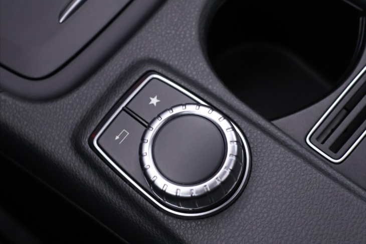 Mercedes-Benz CLA 2,1 200d Aut. 4Matic AMG paket