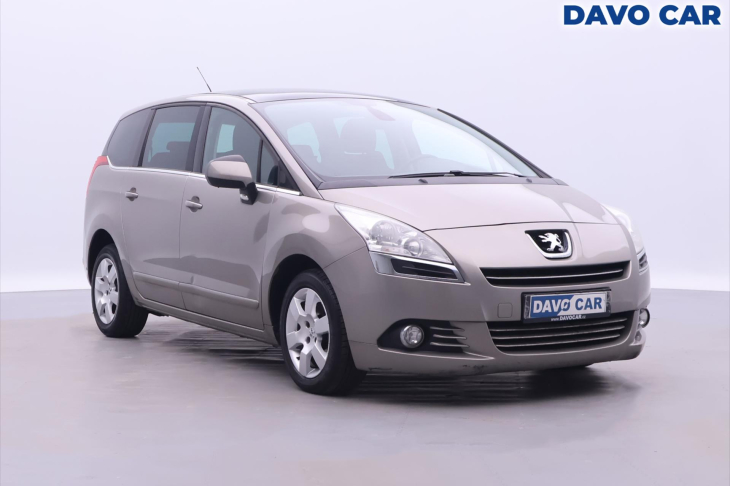 Peugeot 5008 1,6 HDI 82kW Family CZ
