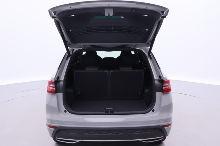 Škoda Kodiaq 2,0 TDI DSG 4x4 Sportline 7-Míst