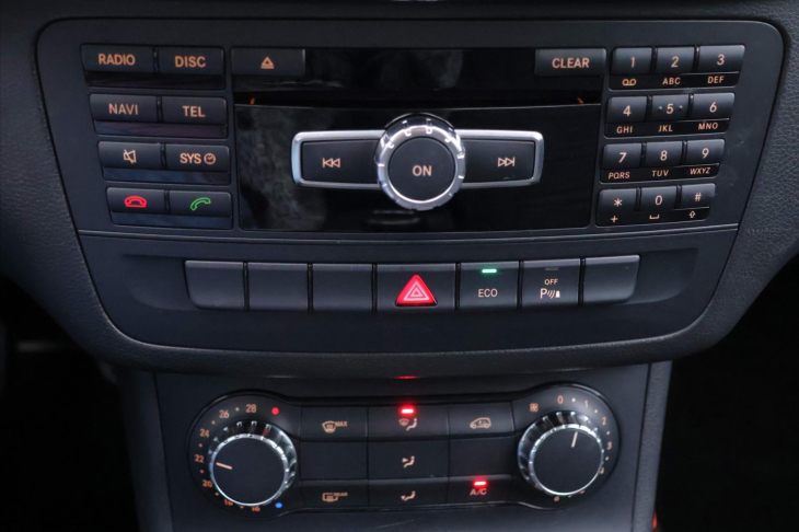 Mercedes-Benz Třídy B 1,6 180 90kW Xenon, Serv.kn.