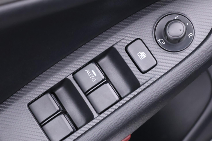 Mazda CX-3 2,0 Skyactiv-G120 Revolution